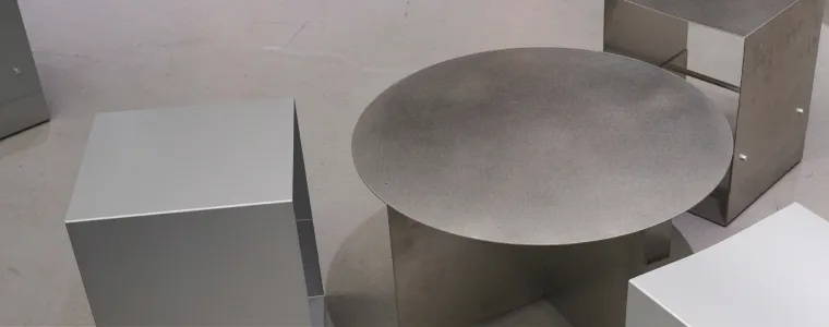ステンレス